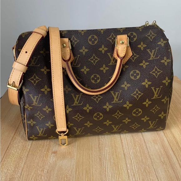 Louis Vuitton Monogram Speedy Bandouliere 30 - Picture 6 of 16